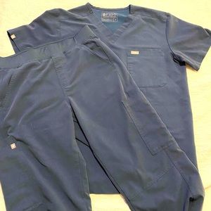Men’s medium FIGS